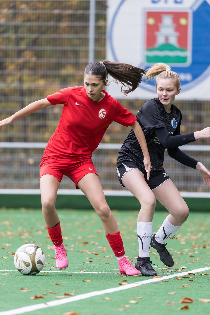 Bild 63 - wCJ VfL Pinneberg - Eimsbuettler TV : Ergebnis: 0:3